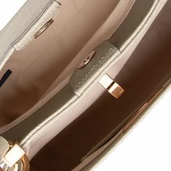 Sacs Sac à Main JOOP! - Valli 4140006455 Mud 752 Beige 11 Sacs Sac à Main JOOP! - Valli 4140006455 Mud 752 Beige -Joop! Soldes Boutique 05 4048835032991 fp